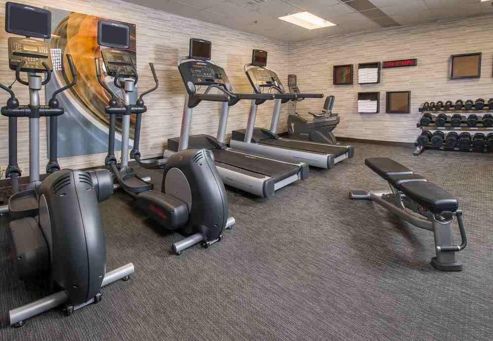 מלון Courtyard By Marriott Fairfax Fair Oaks מראה חיצוני תמונה
