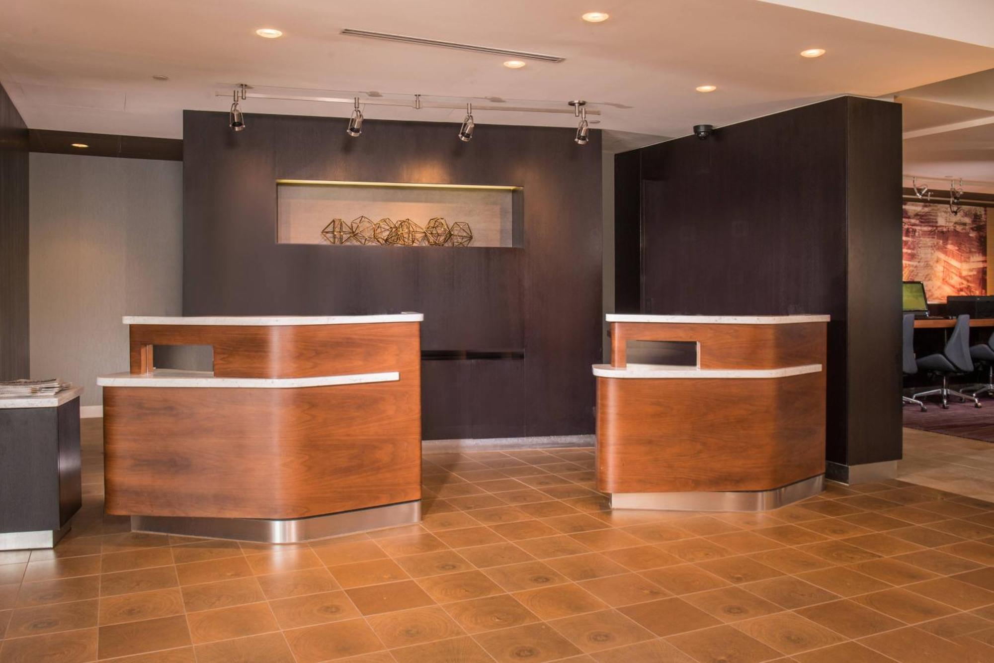 מלון Courtyard By Marriott Fairfax Fair Oaks מראה חיצוני תמונה