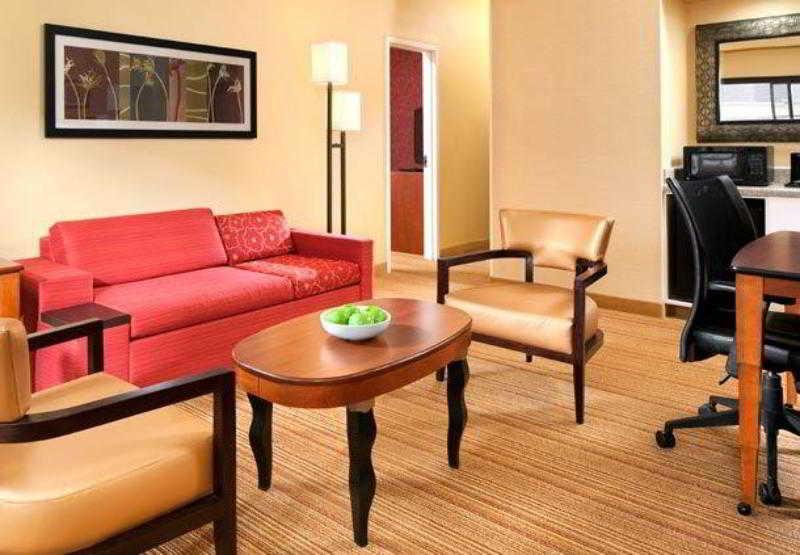 מלון Courtyard By Marriott Fairfax Fair Oaks חדר תמונה